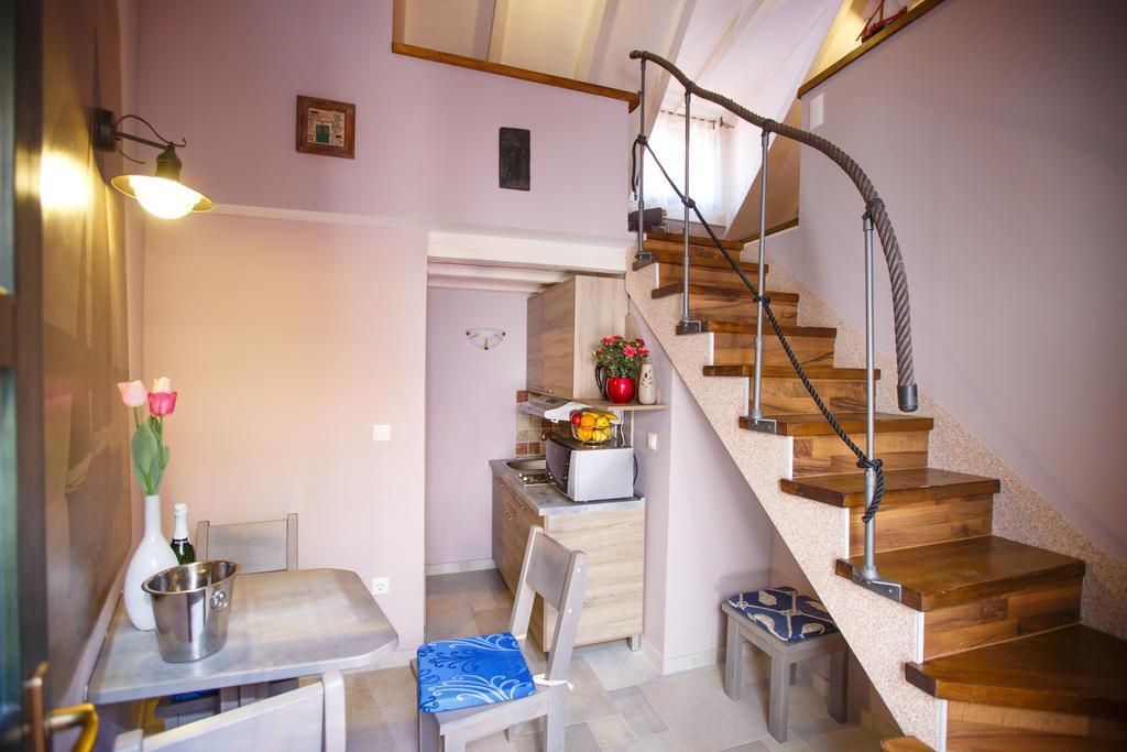 Studio Apartments Bonaca Спліт Екстер'єр фото