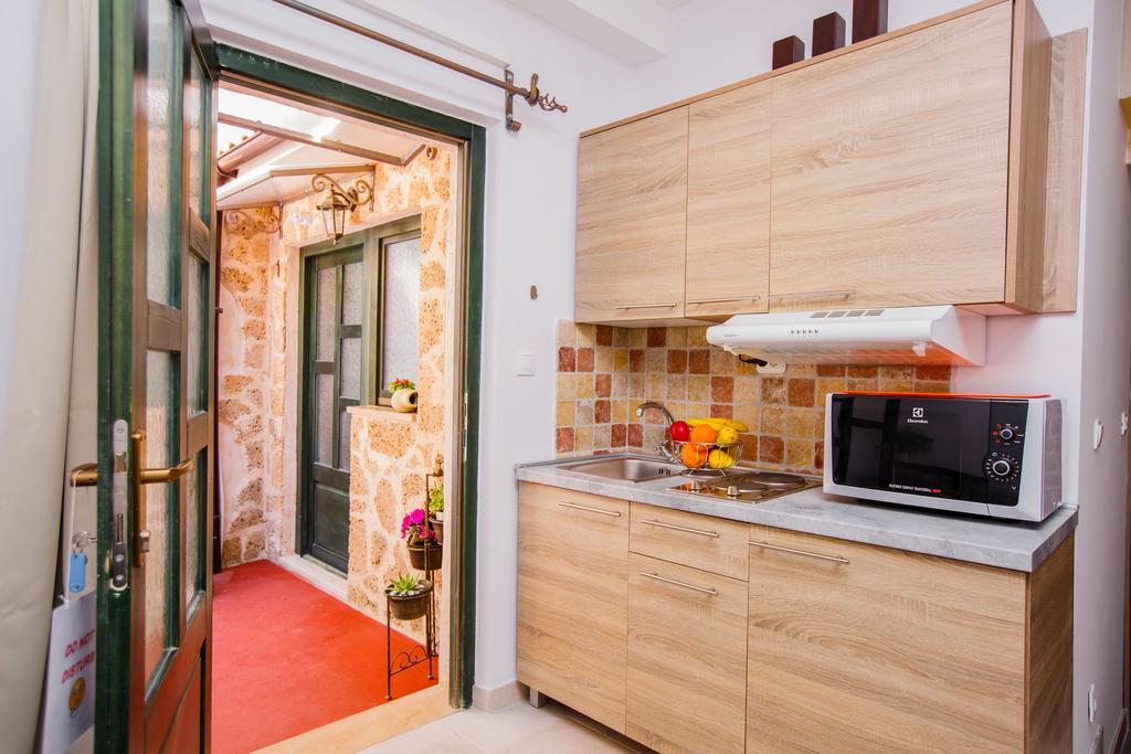 Studio Apartments Bonaca Спліт Екстер'єр фото