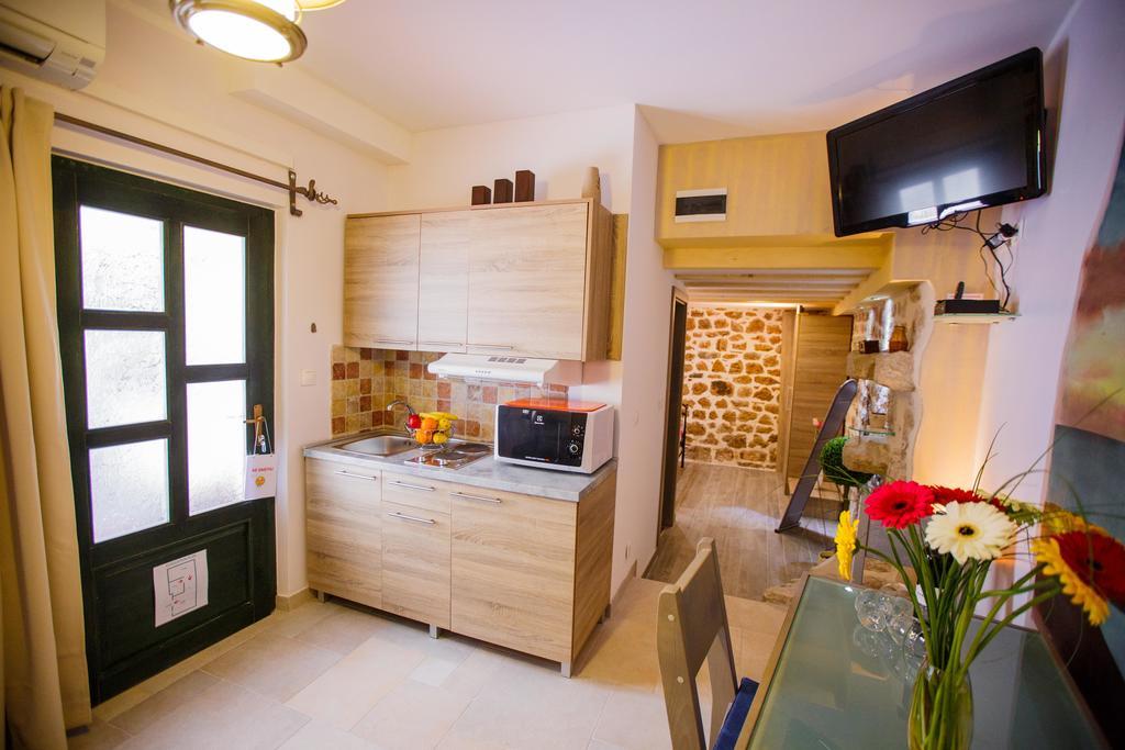 Studio Apartments Bonaca Спліт Екстер'єр фото